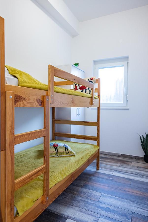 House Frida Apartment โคเปร์ ภายนอก รูปภาพ