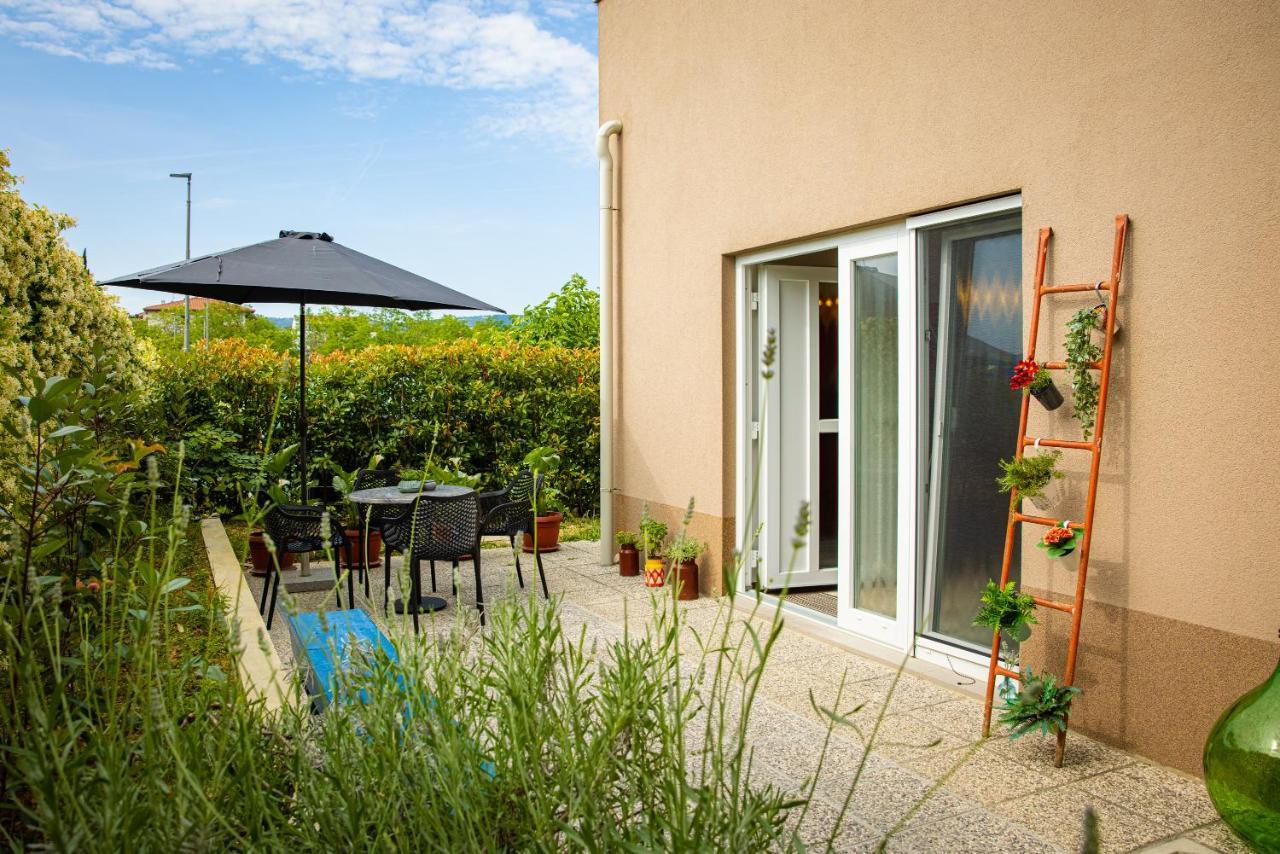 House Frida Apartment โคเปร์ ภายนอก รูปภาพ
